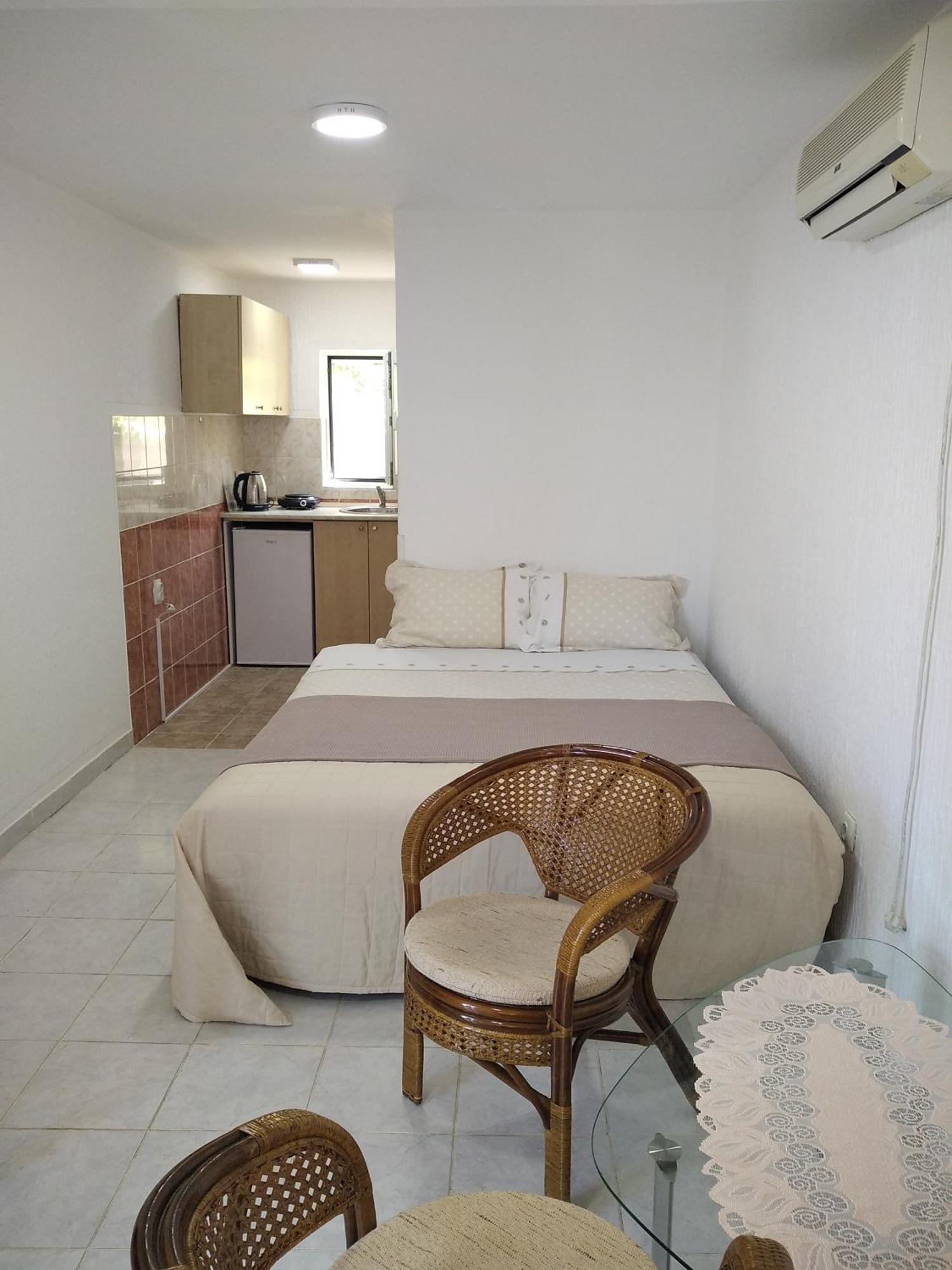 Aparttoni Dobra Voda Exterior foto